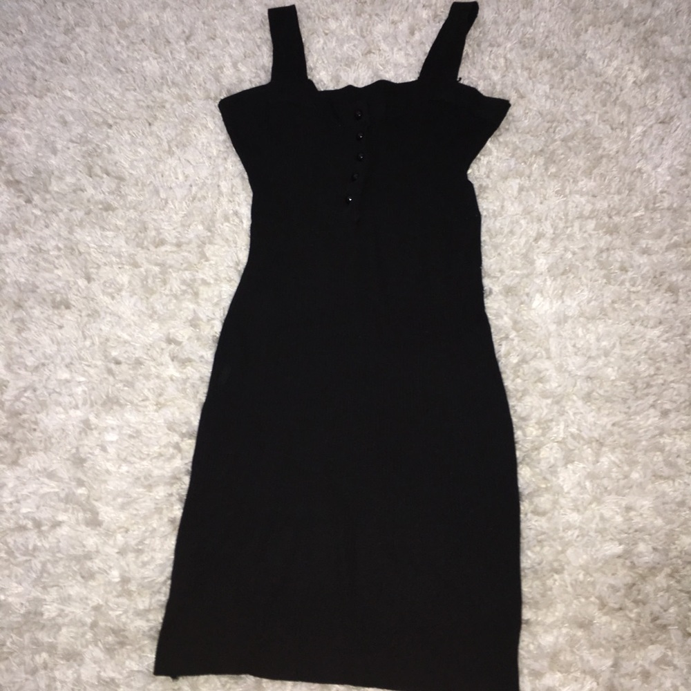 SUPER CUTE! Little black dress!